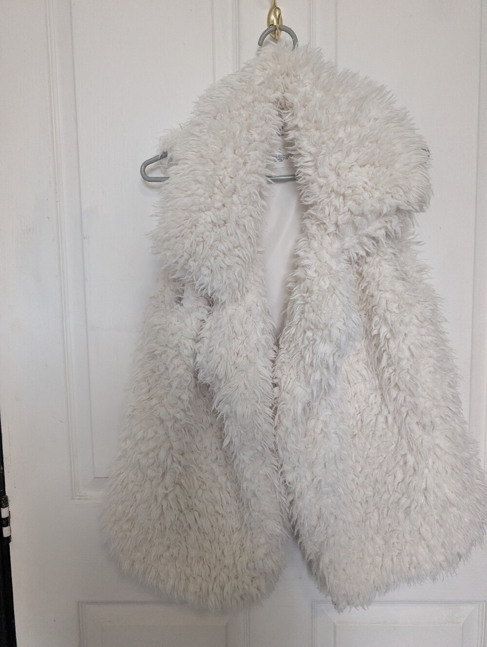 Aeropostale Cozy Women's Cream Faux Fur Vest - Plush Layering Jacket